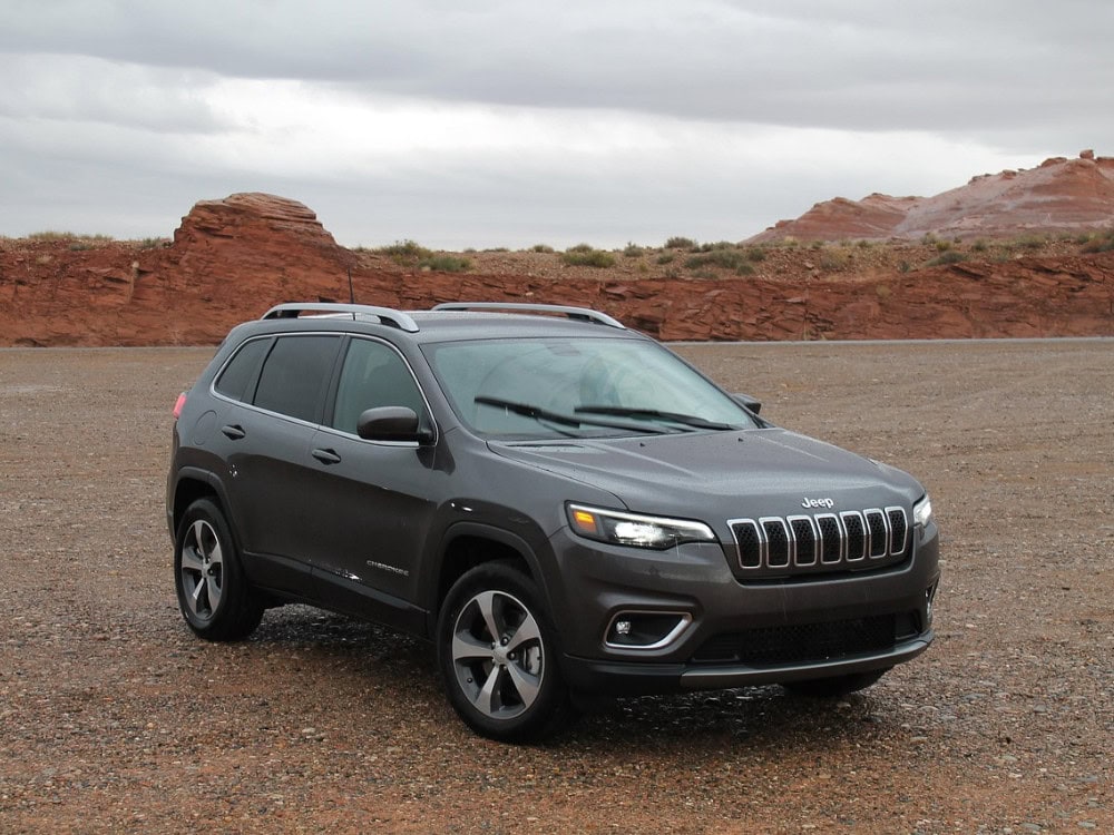 Understand how Arizona's climate affects your auto insurance costs. Get expert tips and protection from Premier Choice Insurance today.