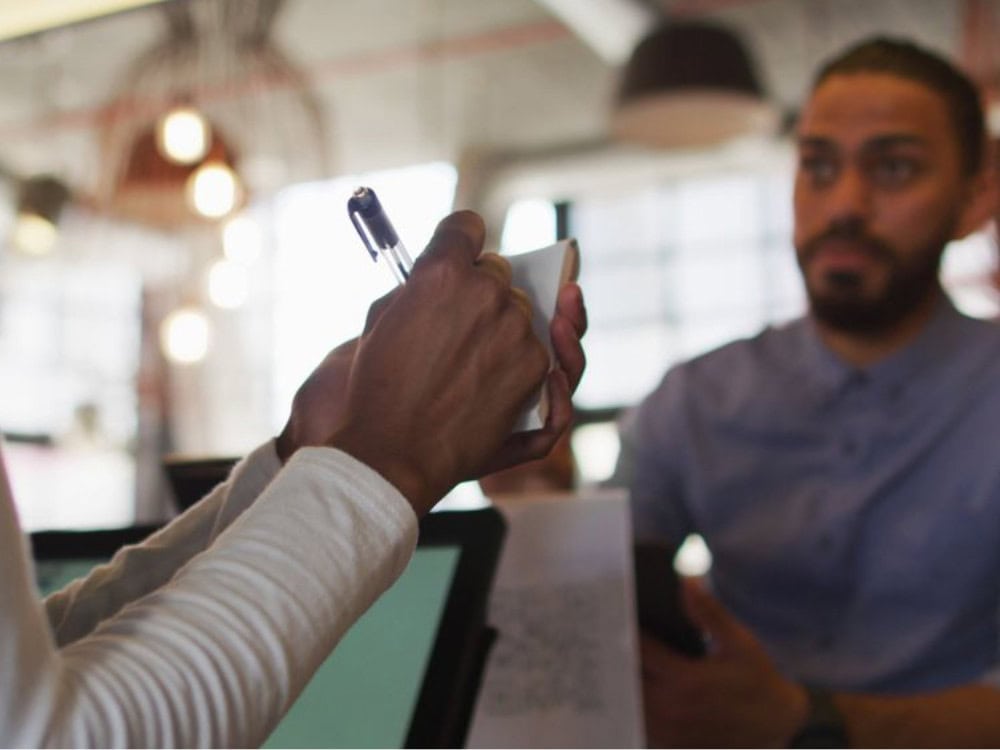 Ensure your Mesa business complies with Arizona insurance laws. Get expert guidance from Premier Choice Insurance today! Call or Text (480) 830-1800