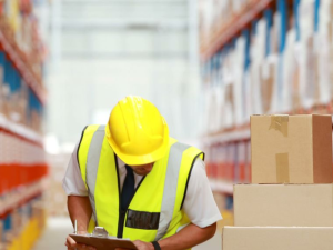 Arizona workers' compensation requirements—call Premier Choice Insurance to ensure your business is fully compliant.