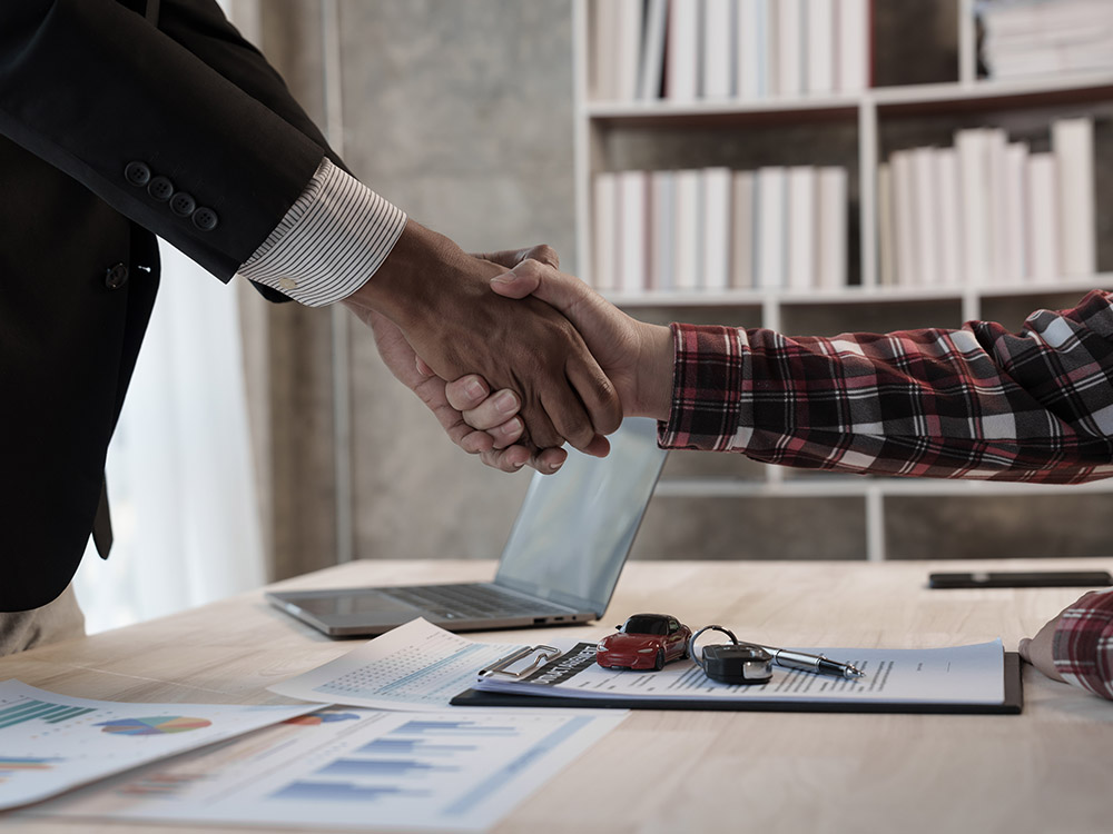 Learn how Glendale drivers can shop for car insurance more effectively, with guidance from Premier Choice Insurance. Call (623) 349-7826 for personalized help choosing the right coverage.