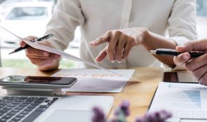 Mesa business insurance policy review. Learn how Premier Choice Insurance helps businesses protect assets and assess coverage with personalized guidance. Call us today to learn more.